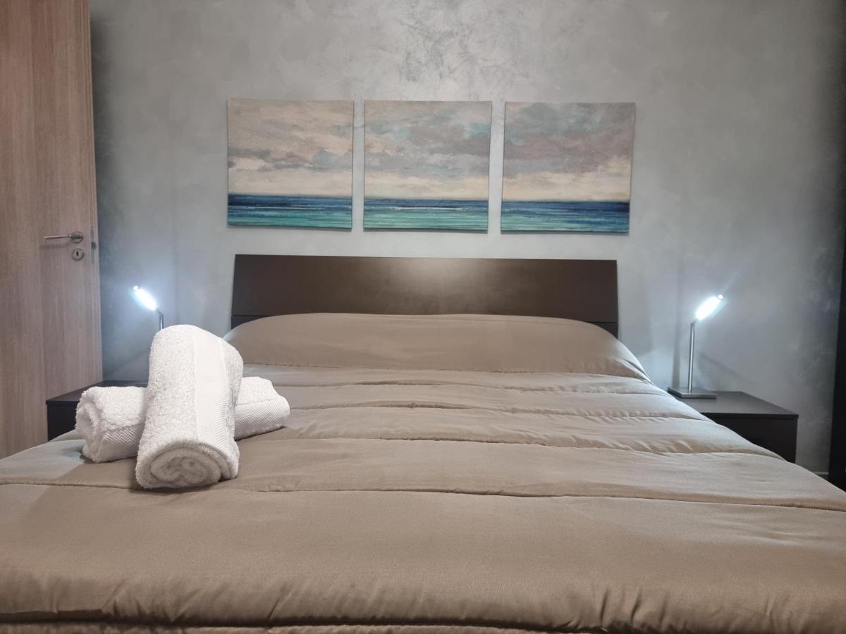 Nettuno Bari Apartment ภายนอก รูปภาพ