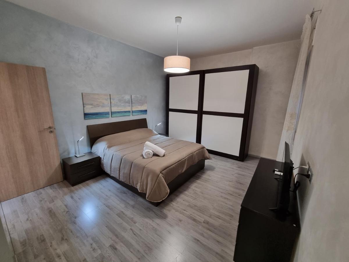 Nettuno Bari Apartment ภายนอก รูปภาพ